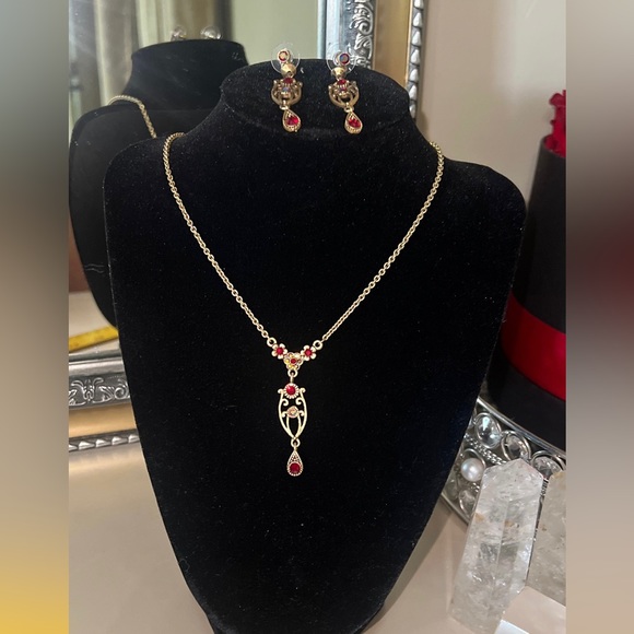 Vintage Necklace and earring set - Picture 1 of 6